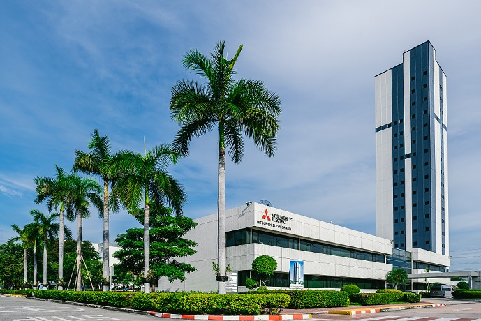 Mitsubishi elevator